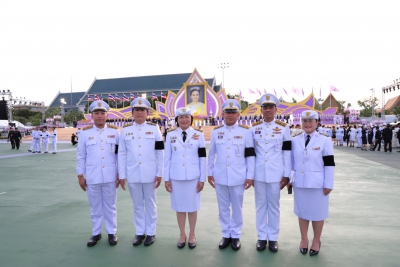 ร่วมพิธีถวายเครื่องราชสักการะ-image